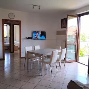 Flat Garda Cavalcaselle